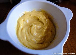 mayonnaise nature dans son mortier